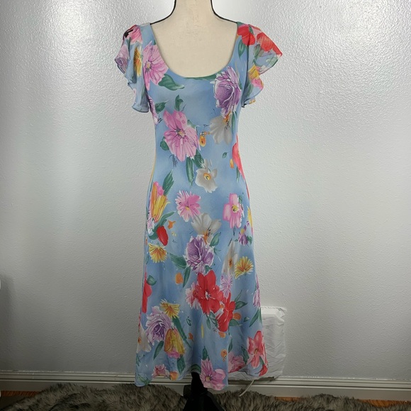 fitted floral maxi dress